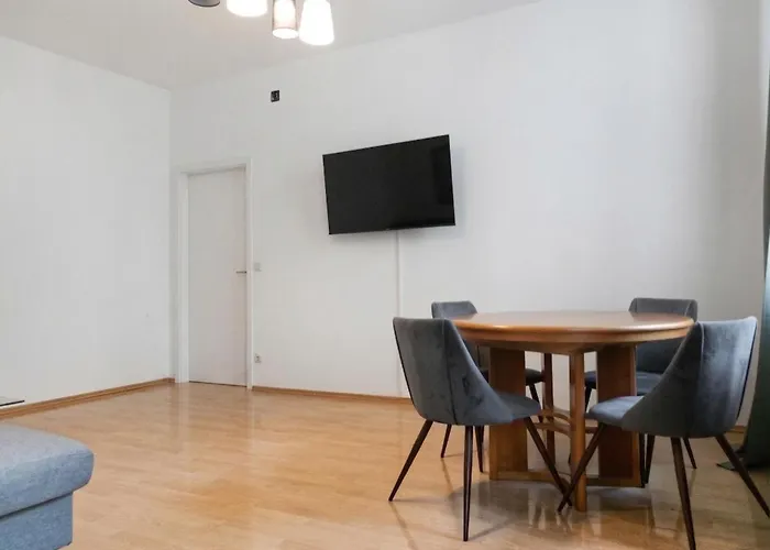 Modern 2br & 1lr Near Westbahnhof For 6 Guests Apartment *